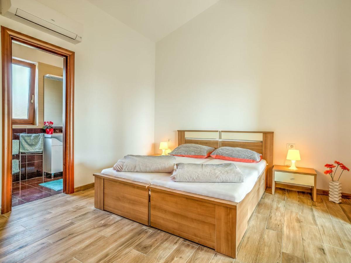 Apartment Ulika-4 By Interhome Tar-Vabriga Exteriér fotografie
